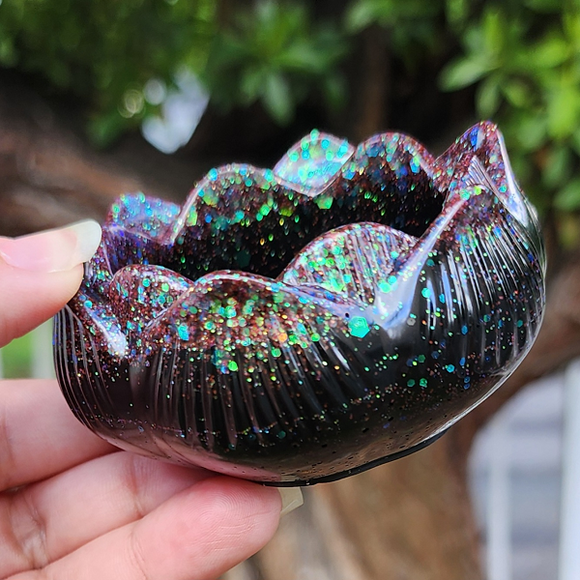 Resin Lotus Trinket Dish - Pink Iridescent Glitter with Black