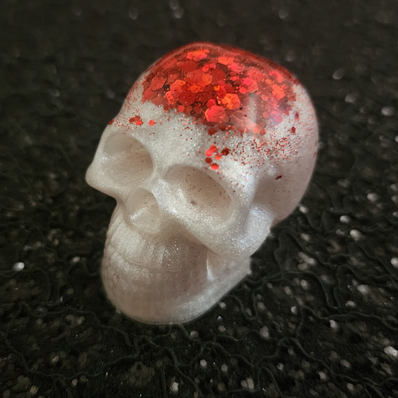 Resin Mini Skull - Pearl White with Red Glitter