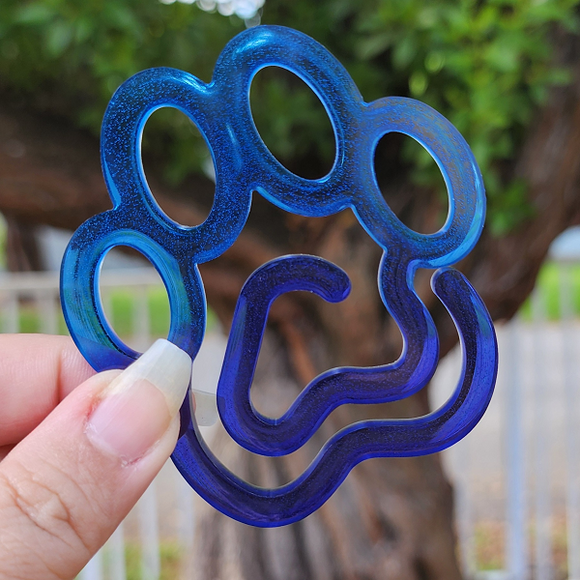 Resin Paw Shaped Bookmark - Blue and Purple